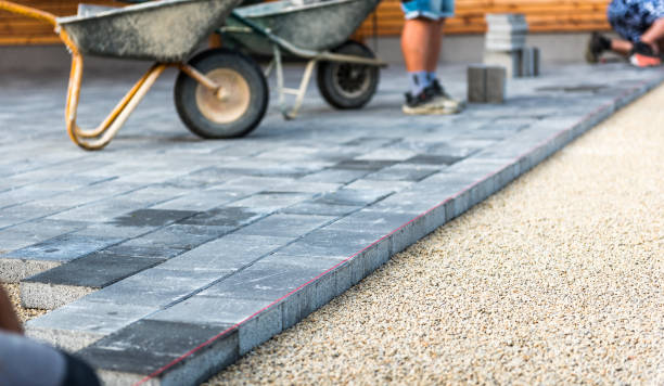 Best Concrete Walkway Installation  in Orange, CA